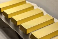 Palantir Buys Gold Bars as Hedge Against ‘Black Swan Event’