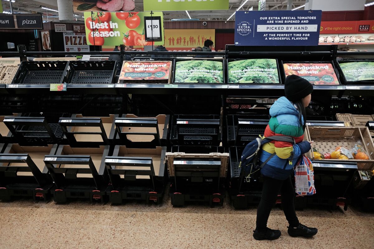 UK supermarkets Tesco, Aldi and Asda are rationing fruit and salad