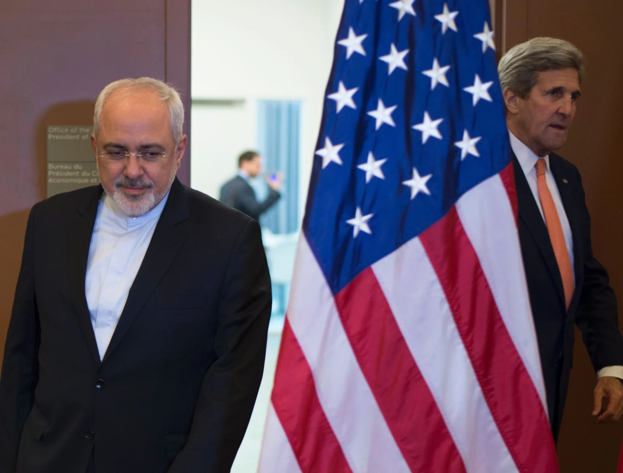 John Kerryand Mohammad Javad Zarif on April 19.
