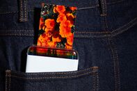 relates to Polaroid’s Printer Turns Digital Photos Into Pocket-Size Souvenirs