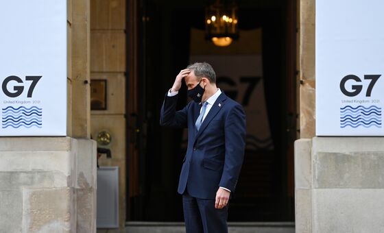 U.K. Attacks ‘Offensive’ EU as Brexit G-7 Argument Escalates