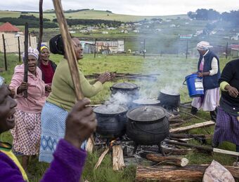 relates to Nations, Firms Pledge $2.2 Billion to Africa Clean Cooking