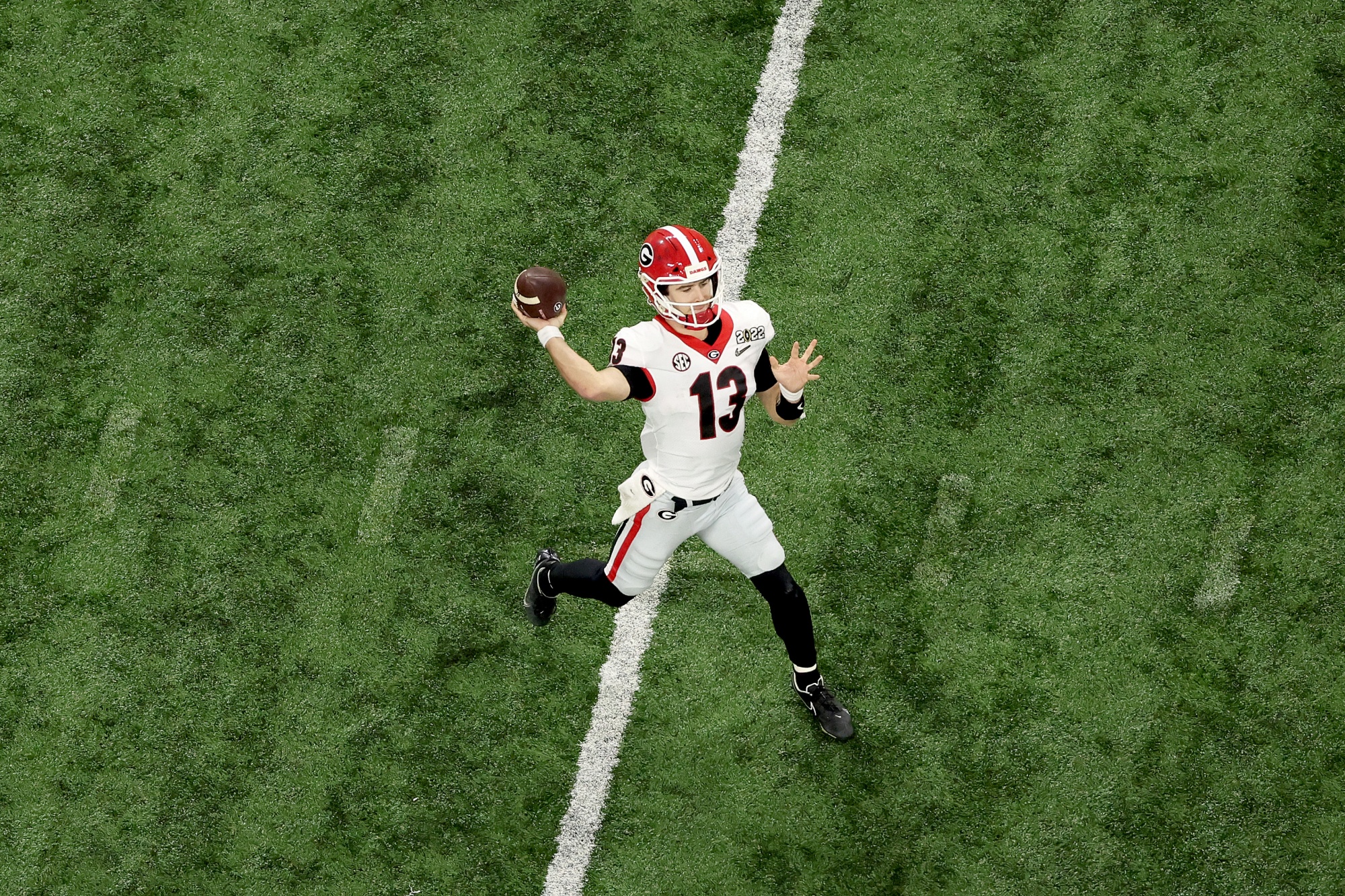 The Latest: Georgia beats Alabama 33-18 for national title