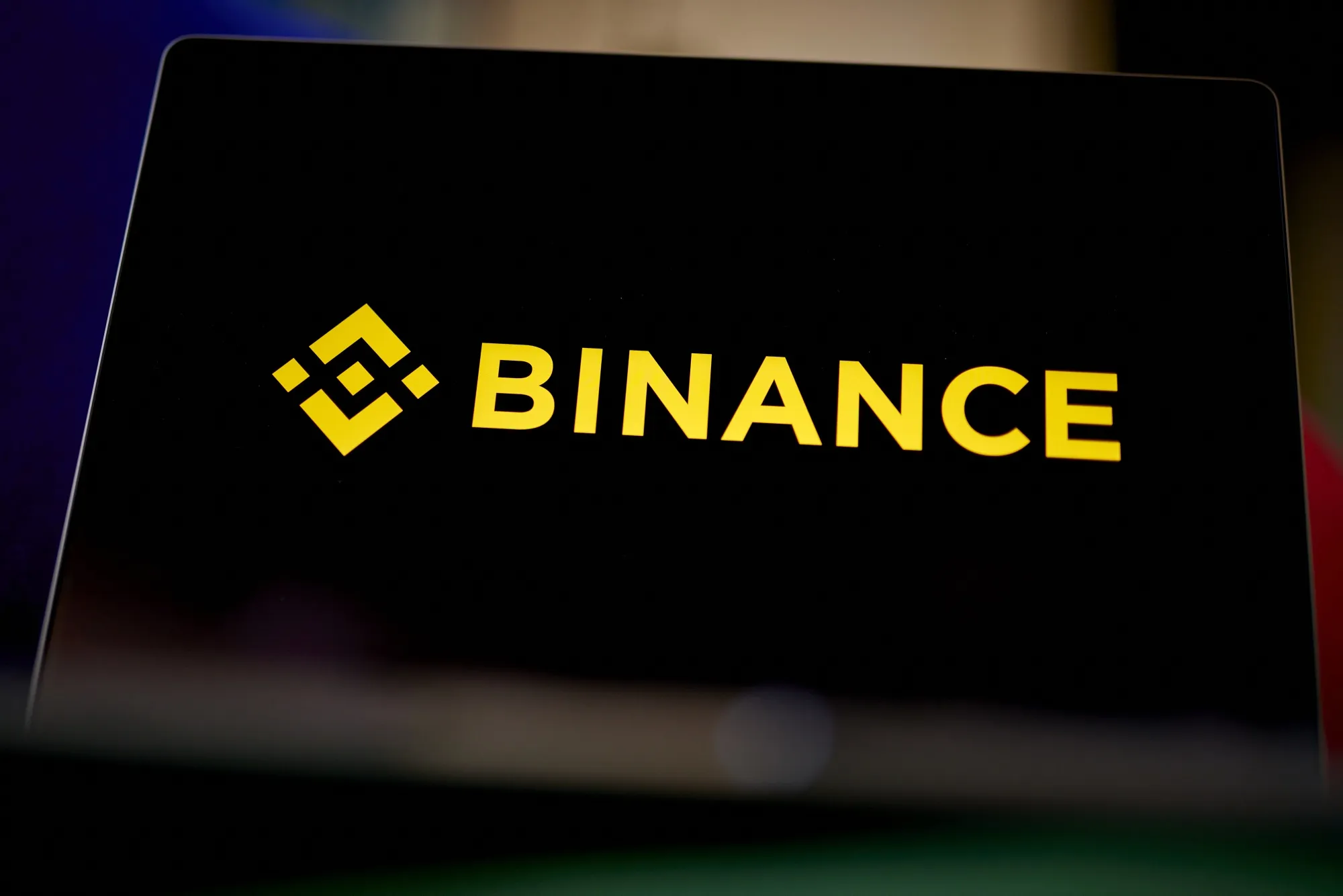 Crypto Exchange Binance to Exit Canada Under New CSA Rules - Bloomberg