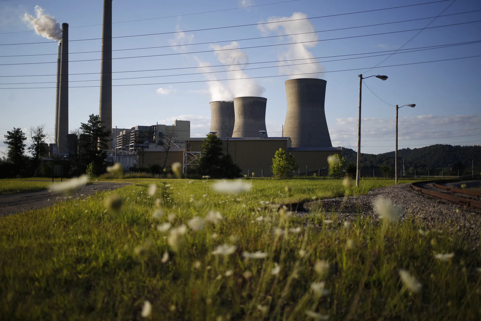 The AEP Coal-Fired John E. Amos Power Plant As EPA Reviews MATS