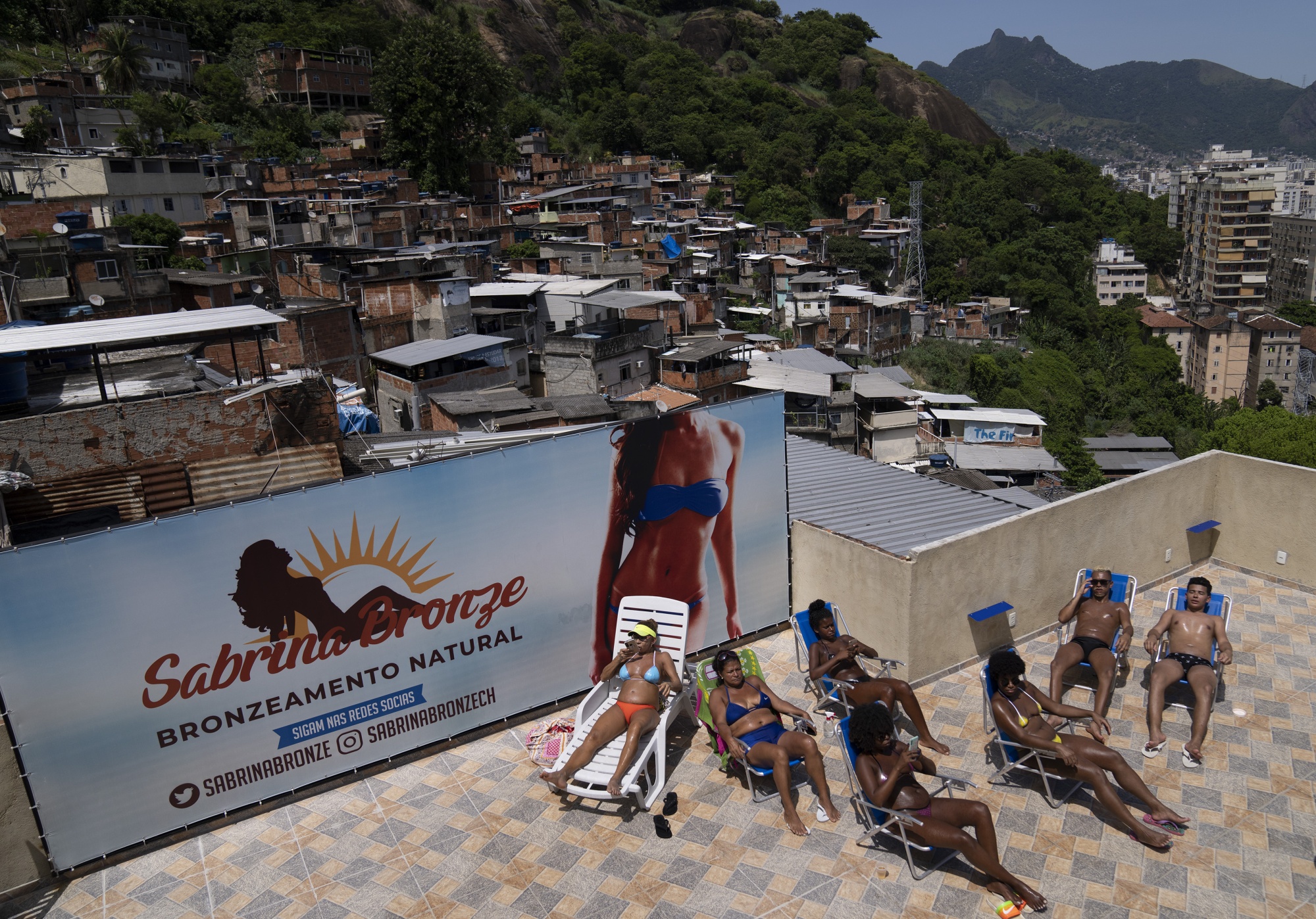 Rio De Janeiro's Using Rooftops to Keep Perfect Tans, With Less
