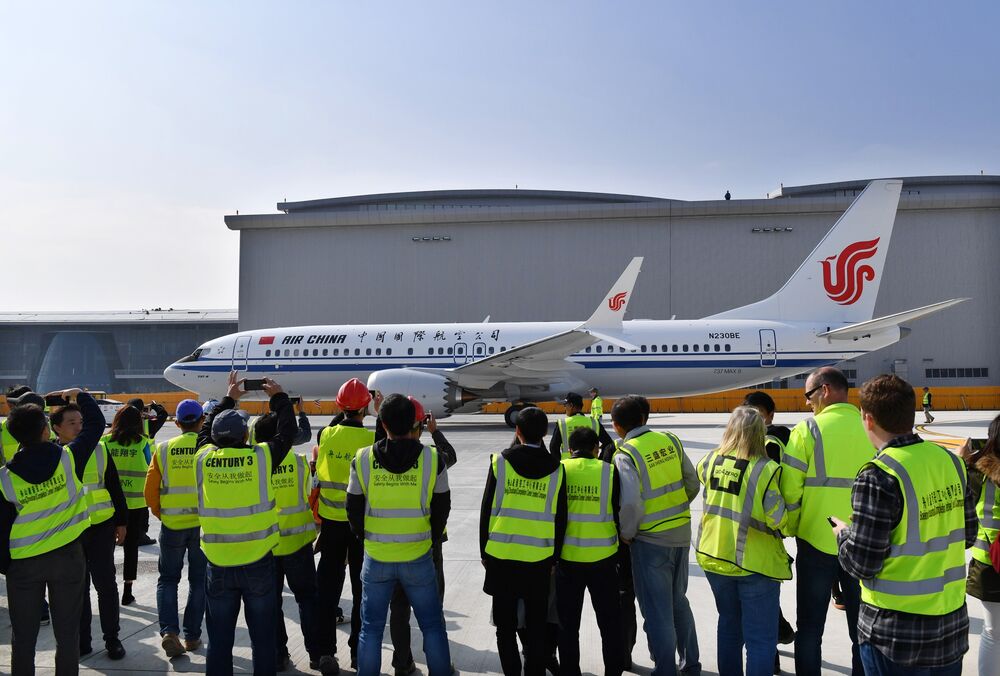 Resultado de imagen para 1st Boeing 737 MAX China Zhoushan
