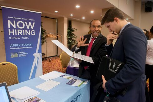 Jobless Claims in U.S. Decreased More Than Forecast Last Week
