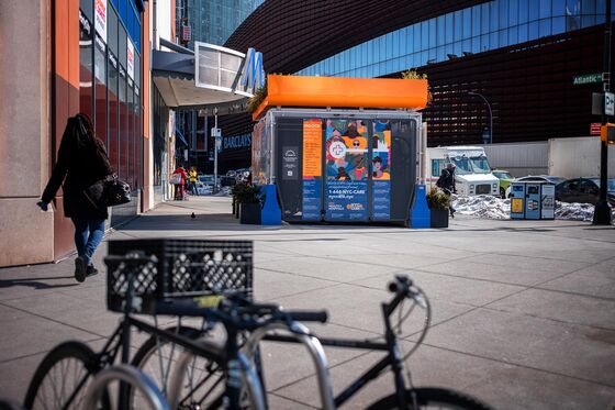 Oonee Wants to Fix New York Bike Parking with Free, Secure Storage Pods