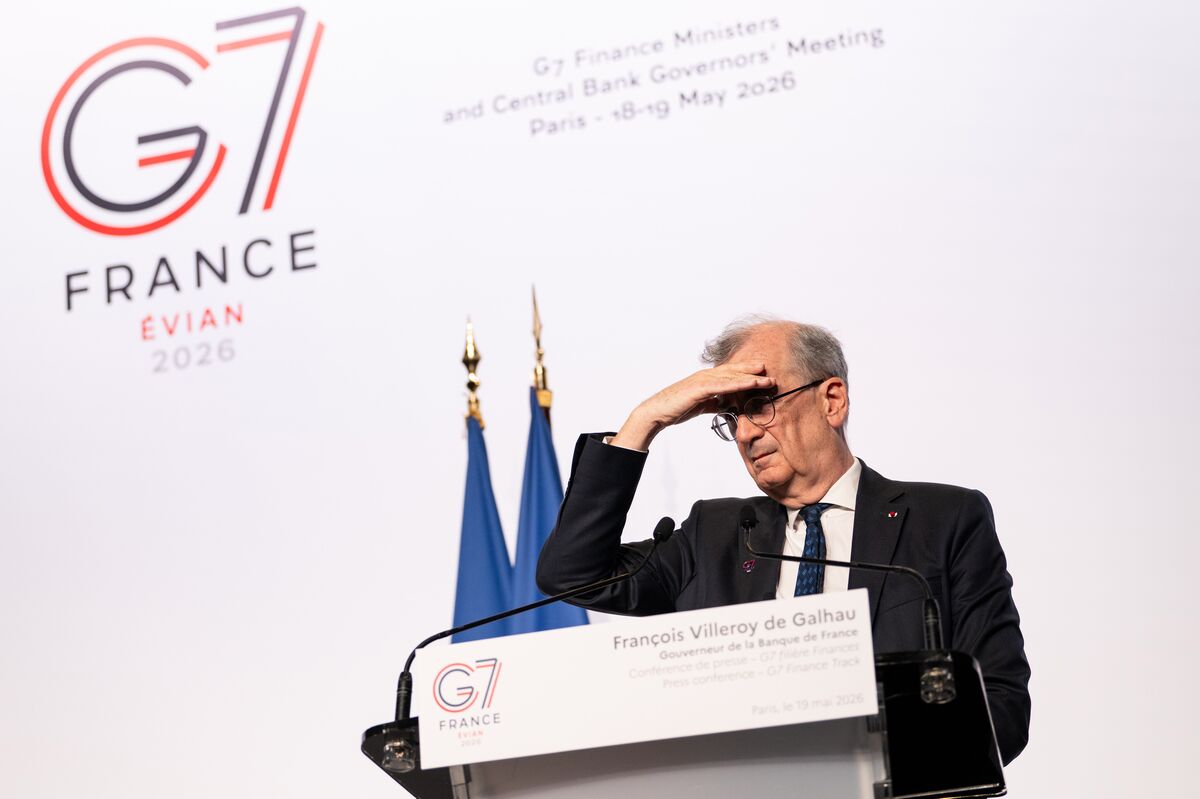 Vigilant ECB Hasn’t Yet Seen Second-Round Effects, Villeroy Says