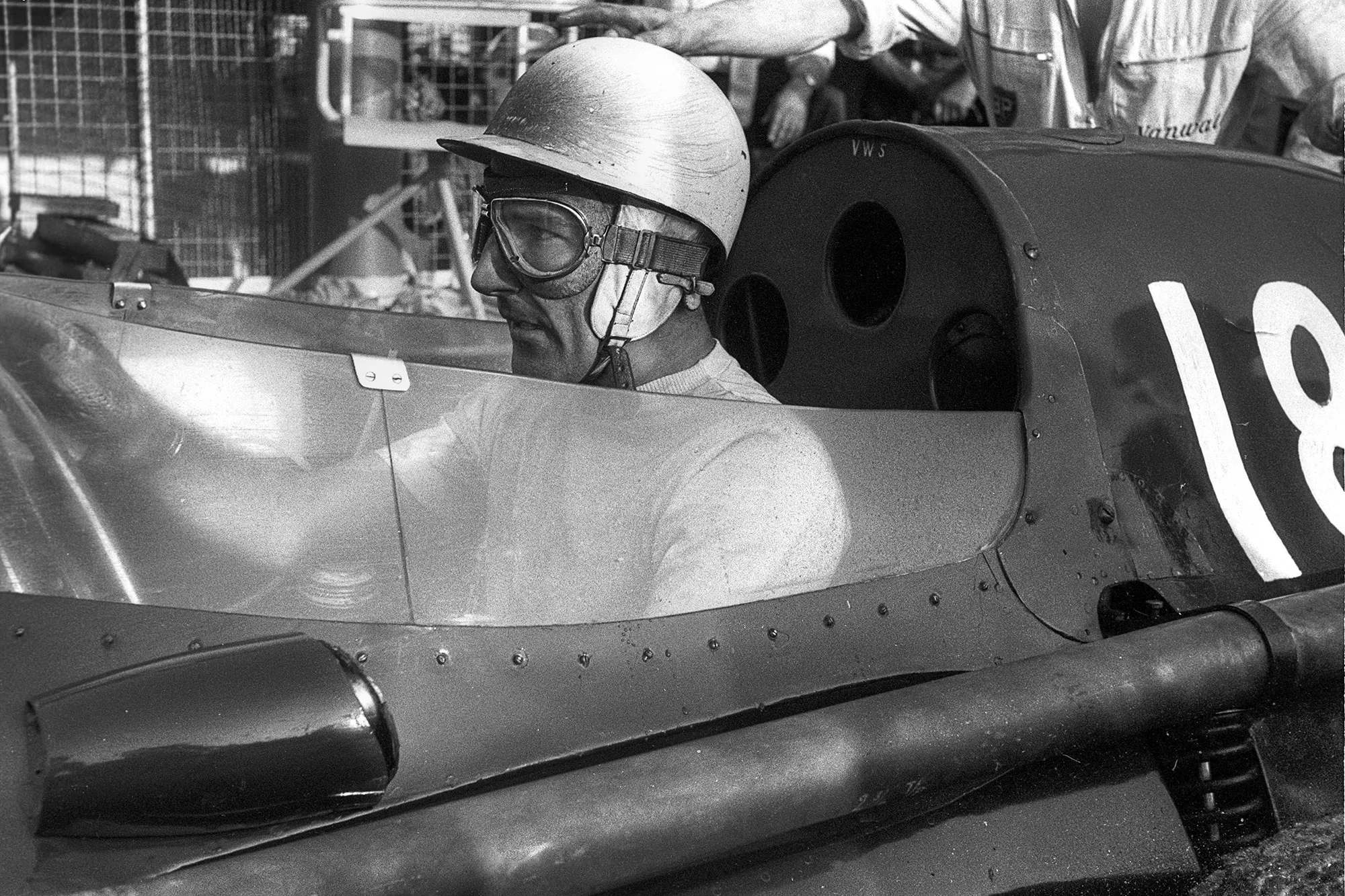 Stirling Moss, Vanwall VW 5, Grand Prix of Italy, Monza, Italy, Sept. 8, 1957.