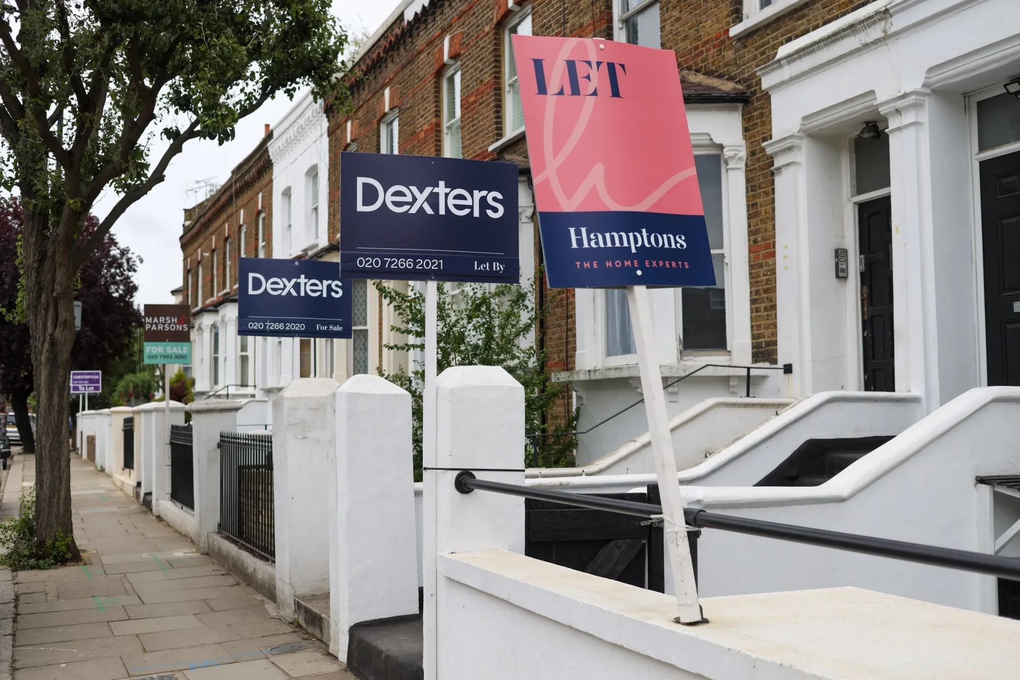 London Rents Rising at Record Pace Add to Pressure on Labour - Bloomberg