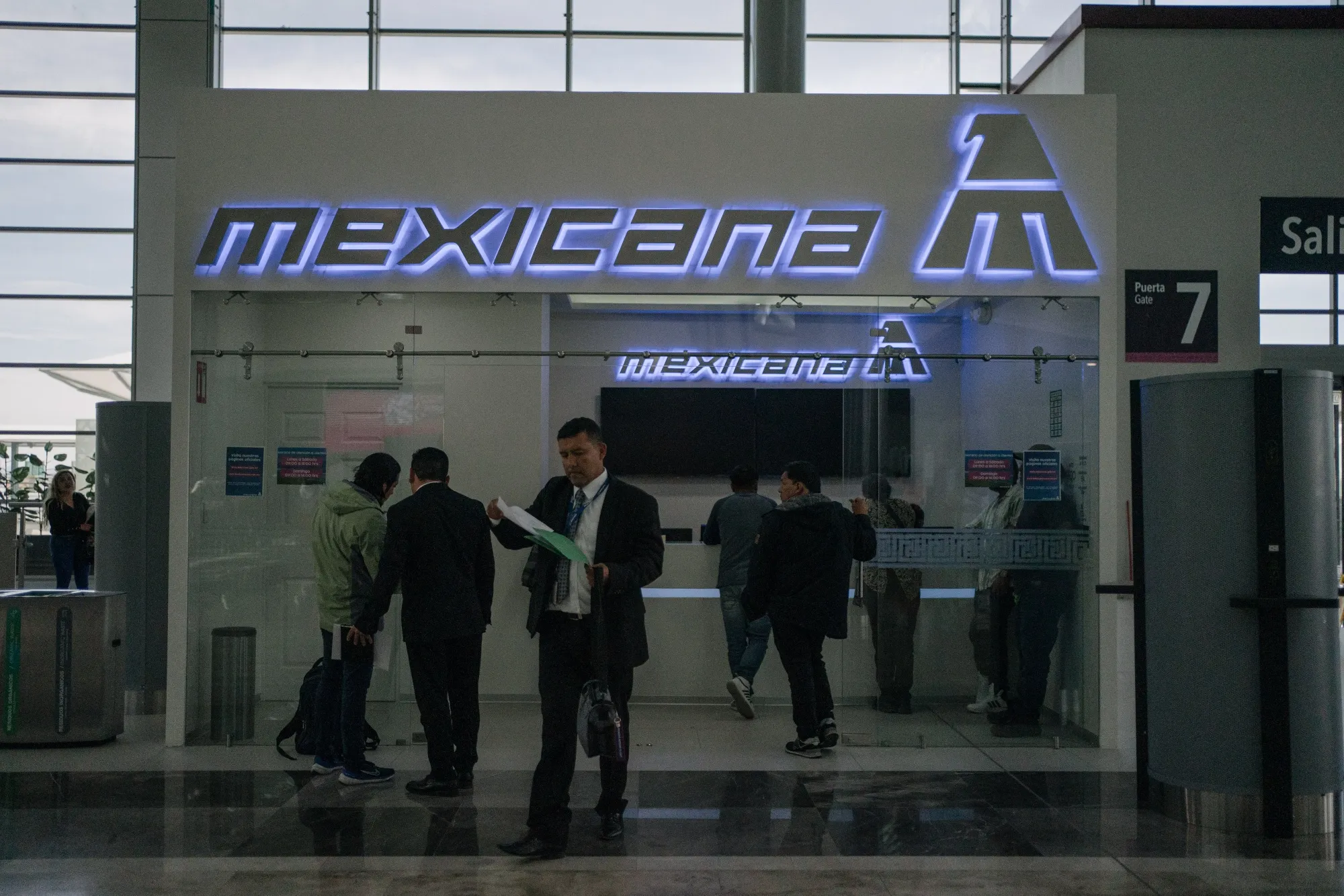 AMLO's State-Run Airline Expected To Lose Money For Years