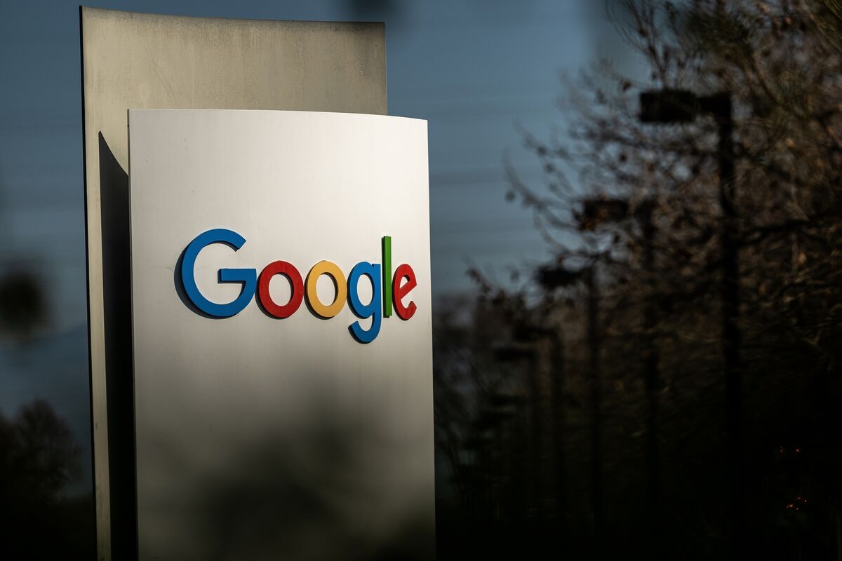 Judge Rejects Google Search Data Pause
