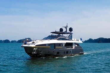 Ultra Rich Turn Vietnam Into a New Hot Spot for Luxury Yachts