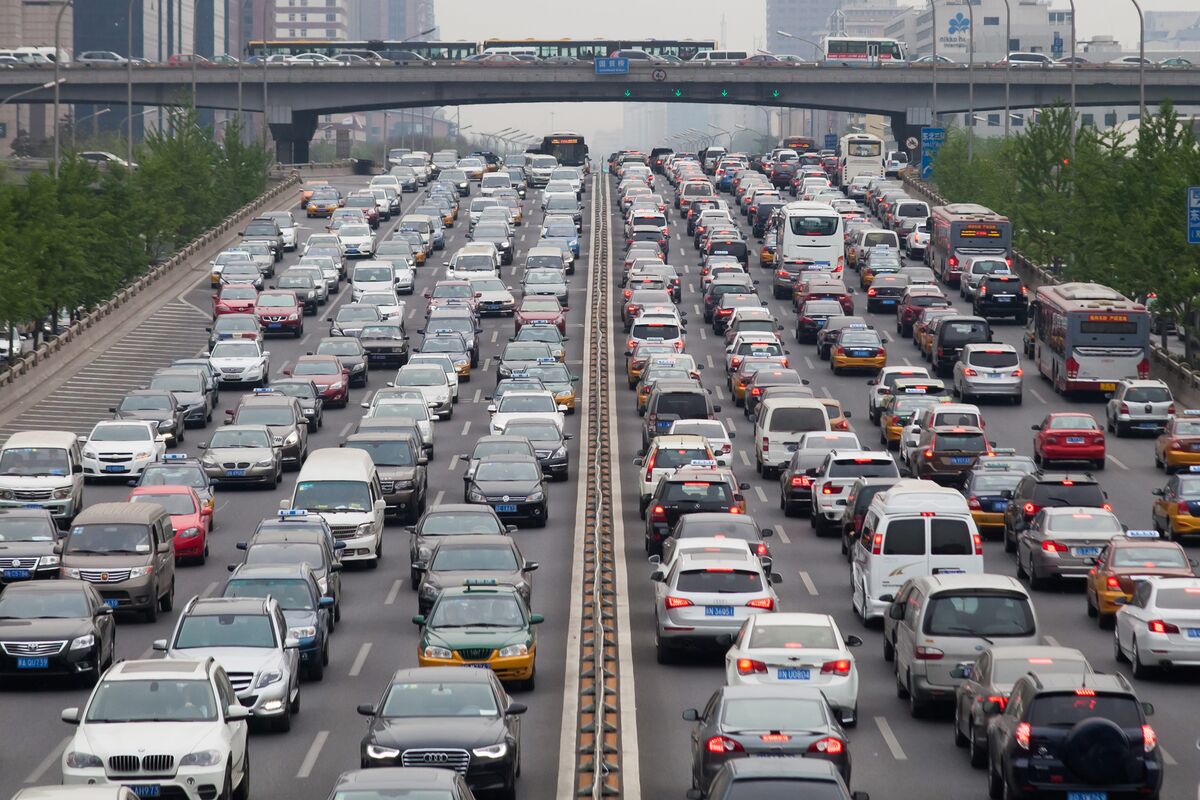 China Set to Unveil Cap-And-Trade Auto Emission, Mileage Rules - Bloomberg