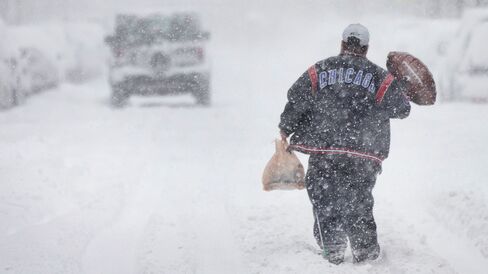 Major Winter Storm Pounds Chicago Area