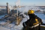 An oil refinery&nbsp;operated by Rosneft in Novokuibyshevsk, Russia.