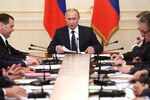 Russian President Vladimir Putin at a weekly meeting with ministers of the government on Oct. 29
