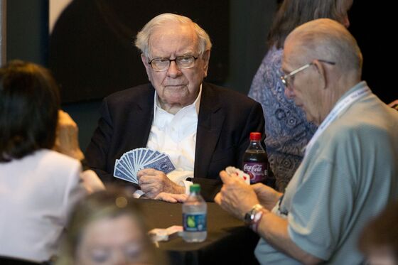 Buffett’s 2,472,627% Return Fueled Berkshire Billionaire Families