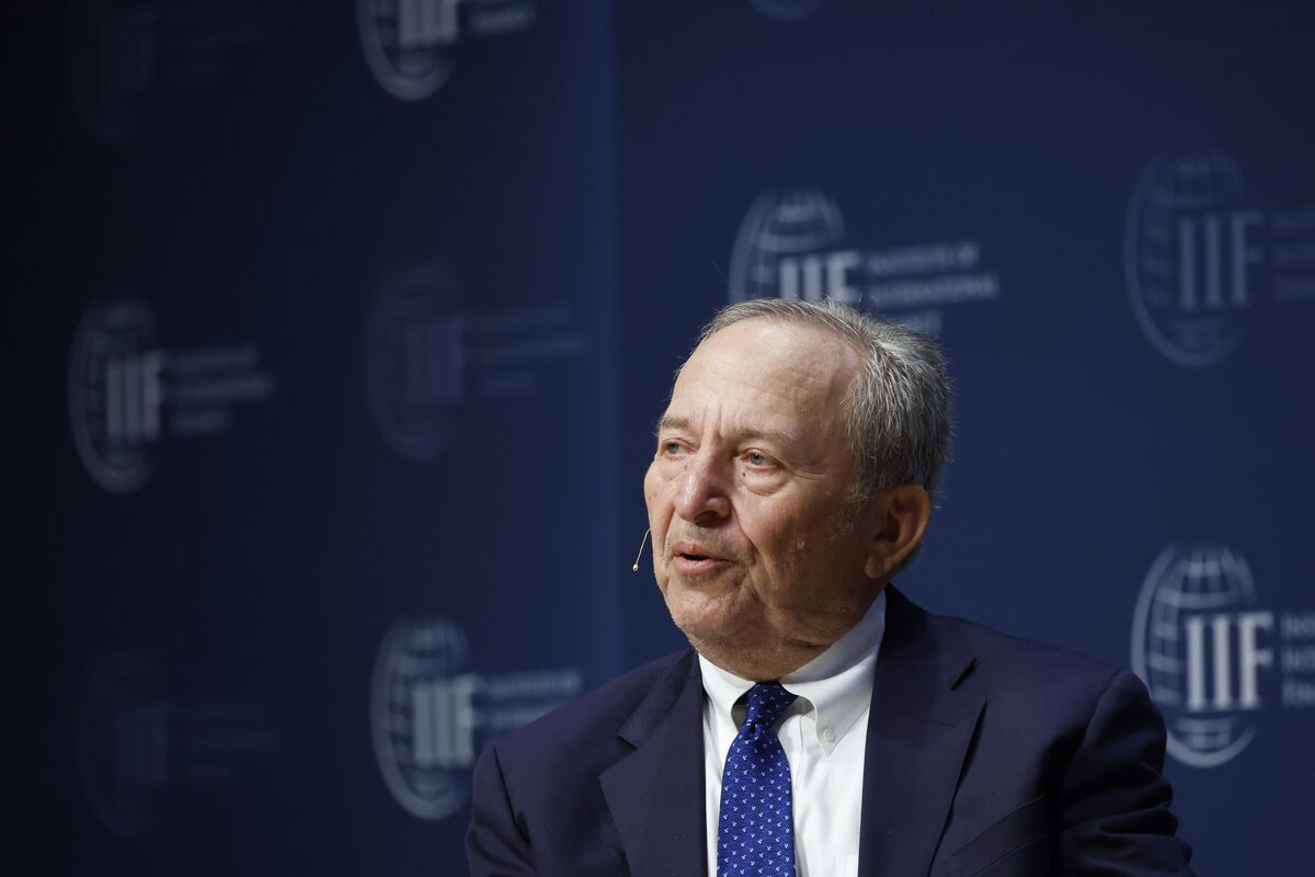 Larry Summers Says History Implies Inflation Won’t Quickly Fade - Bloomberg