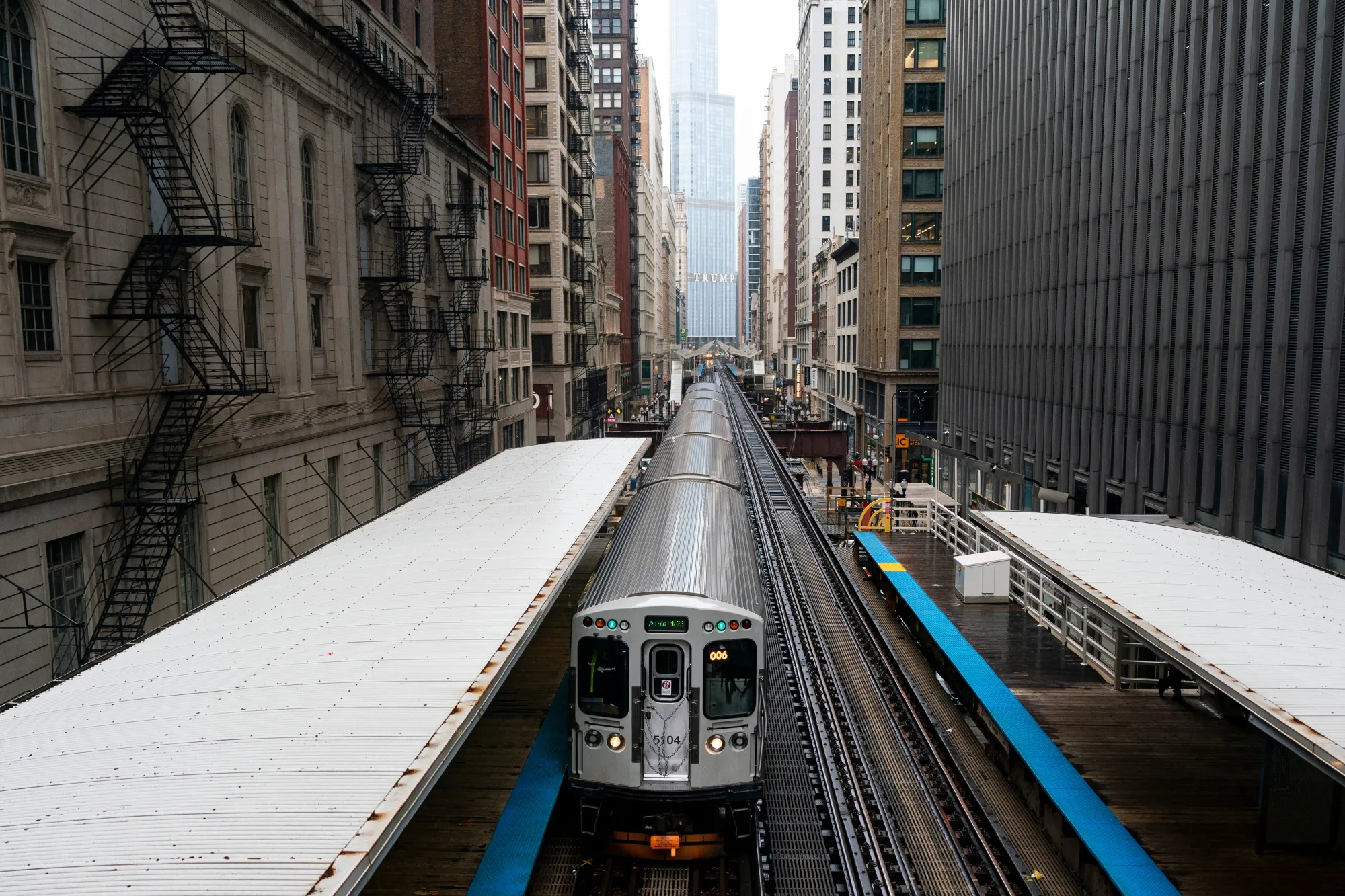 A Chicago Transit Authority (CTA) L train in the Loop neighborhood of Chicago.