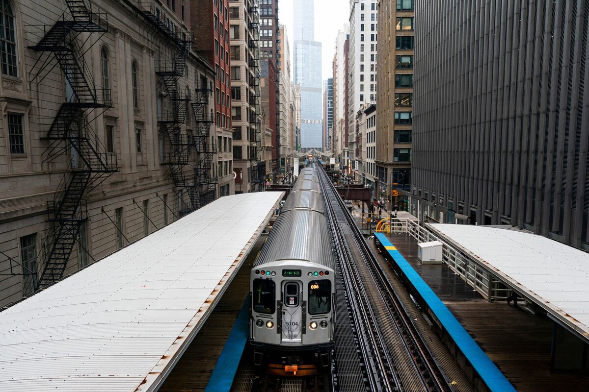 Illinois Democrats Propose $1.5B Transit Plan, Pritzker Opposes