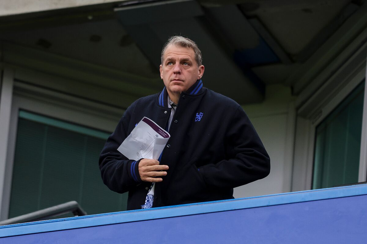 🟪"Todd Boehly avverte: Gli infortuni aumentano a causa del fitto calendario calcistico"