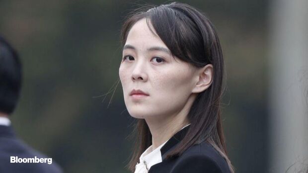 Kim　Bloomberg　North　With　Profile　Raises　Sister's　Post　Korean　Politburo