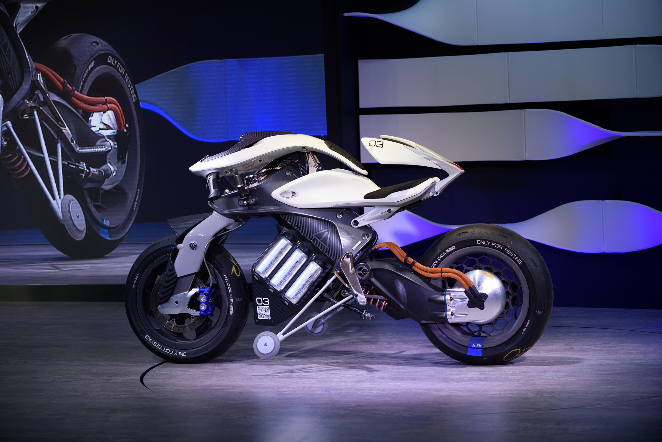 Байк х35. Concept Yamaha MOTOROID. Концепты мотоциклов Yamaha. Ямаха Electric мотоцикл. Электромотоцикл Ямаха.