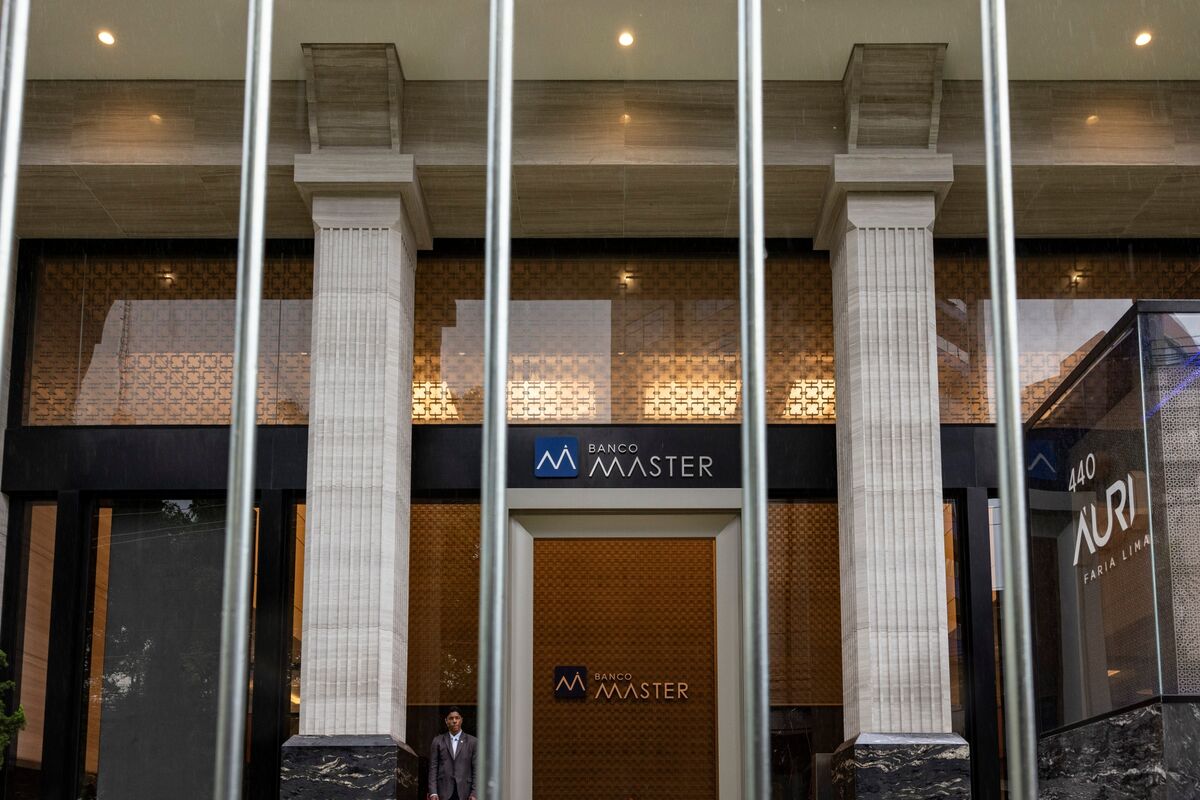 assets.bwbx.io image