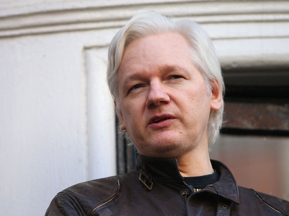 Julian Assange Denied Bail During U.S. Extradition Appeal - Bloomberg