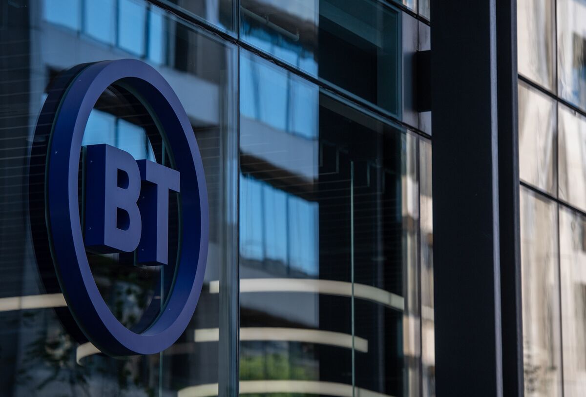 BT Chief Says AI Linked to 10,000 of Total Planned Job Cuts