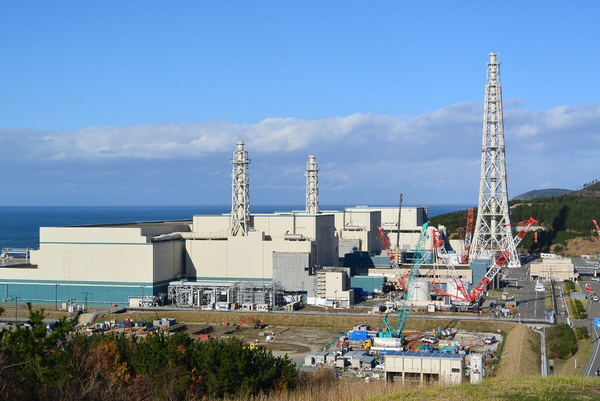 Tepco Shares Jump on Reports of Nuclear Reactor Restart in Jan.