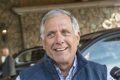 Les Moonves arrives at the Allen & Co. media conference.