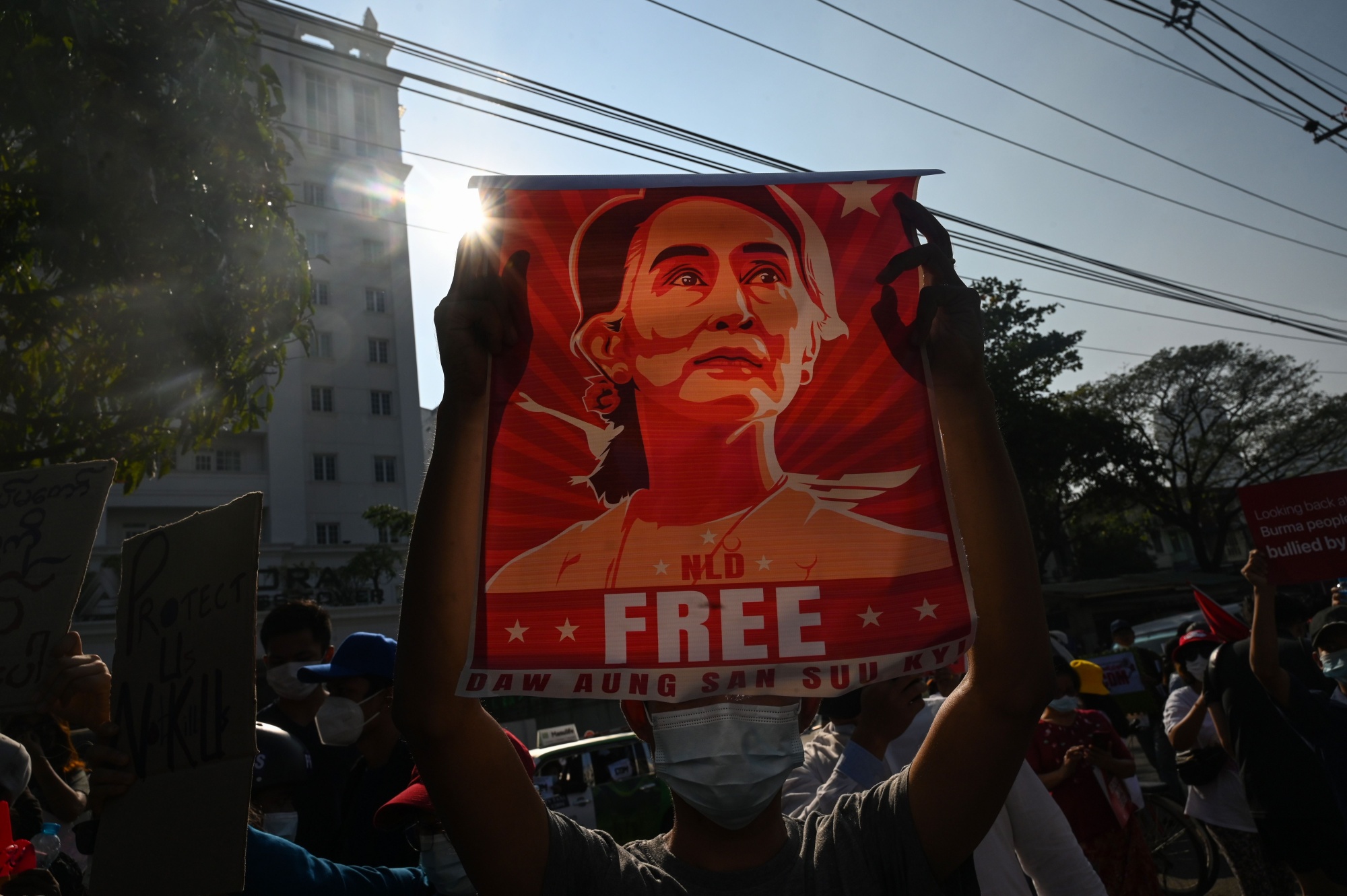 Myanmar S Suu Kyi Appears Before Court Without Warning Bloomberg