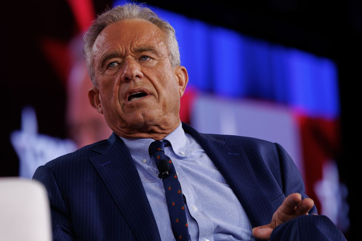 bloomberg.com - Rachel Cohrs Zhang - RFK Jr. Takes His Eat-Real-Food Campaign to Hospital Trays