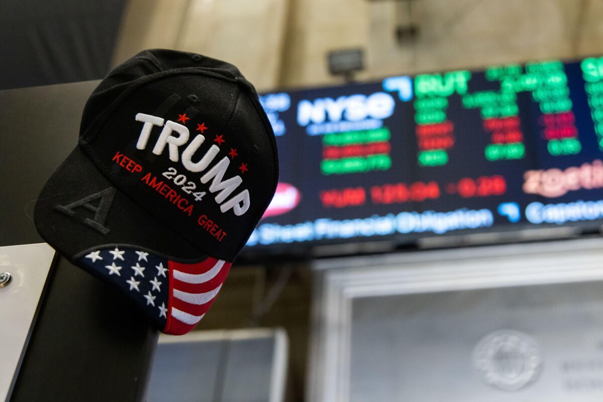 Wall Street Battered Again by Trump Chaos as New Winners Emerge - Bloomberg