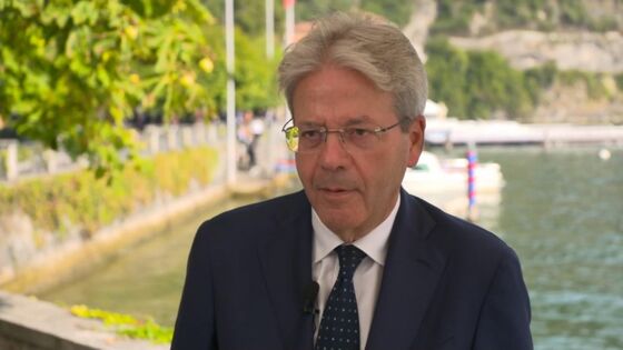 ECB Tightening Too Soon Risks ‘Big Mistake,’ EU’s Gentiloni Says