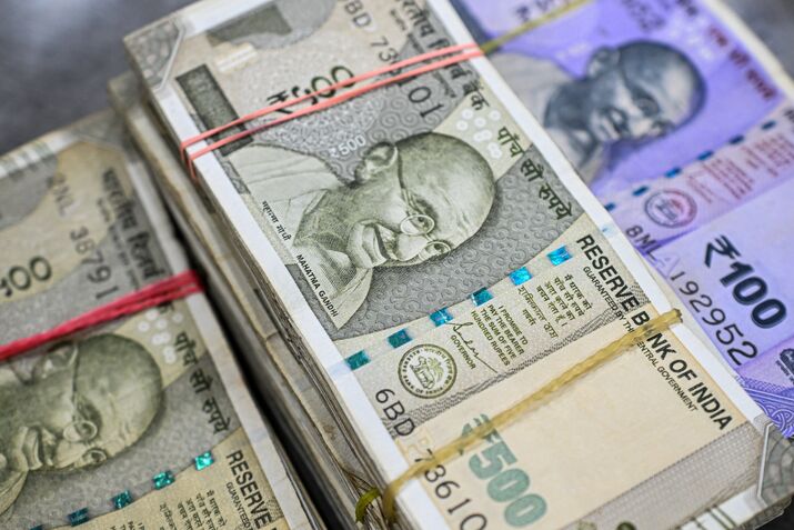 Currency Exchanges in New Delhi as Indian Rupee Falls to Record on Worries About US Tariff Impact