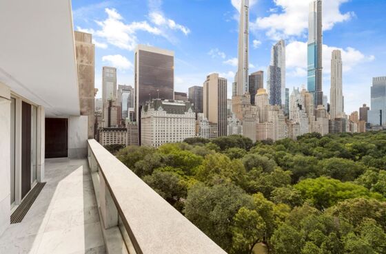Rockefeller Family’s Manhattan Apartment Listed at $11.5 Million