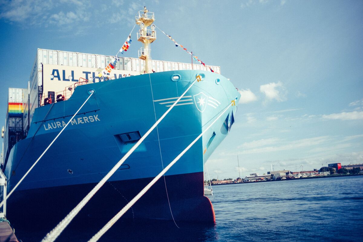 Maersk Owner APMH to Make Green Methanol Shipping Fuel Bloomberg