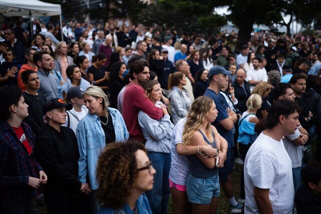 Members of the community gather outside of Bondi Pavilion at Bondi Beach on Dec.15. 