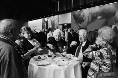 Shareholders at dinner at the annual general meeting of UBS.