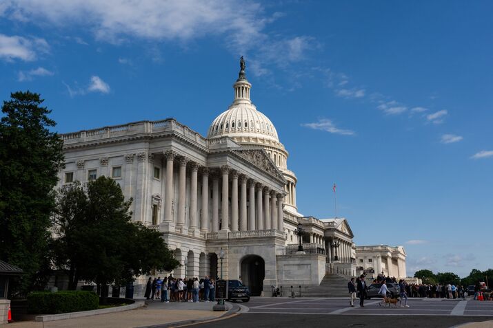 Senators Advance Resolution To Block Their Pay During Shutdowns
