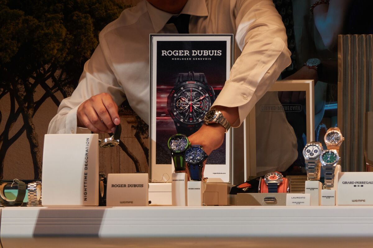 Swiss Watch Exports Drop, Skewed by 2025 Rush Before US Tariffs