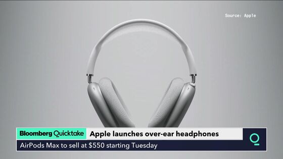 Apple Launches $550 Over-Ear Headphones Into Crowded Market