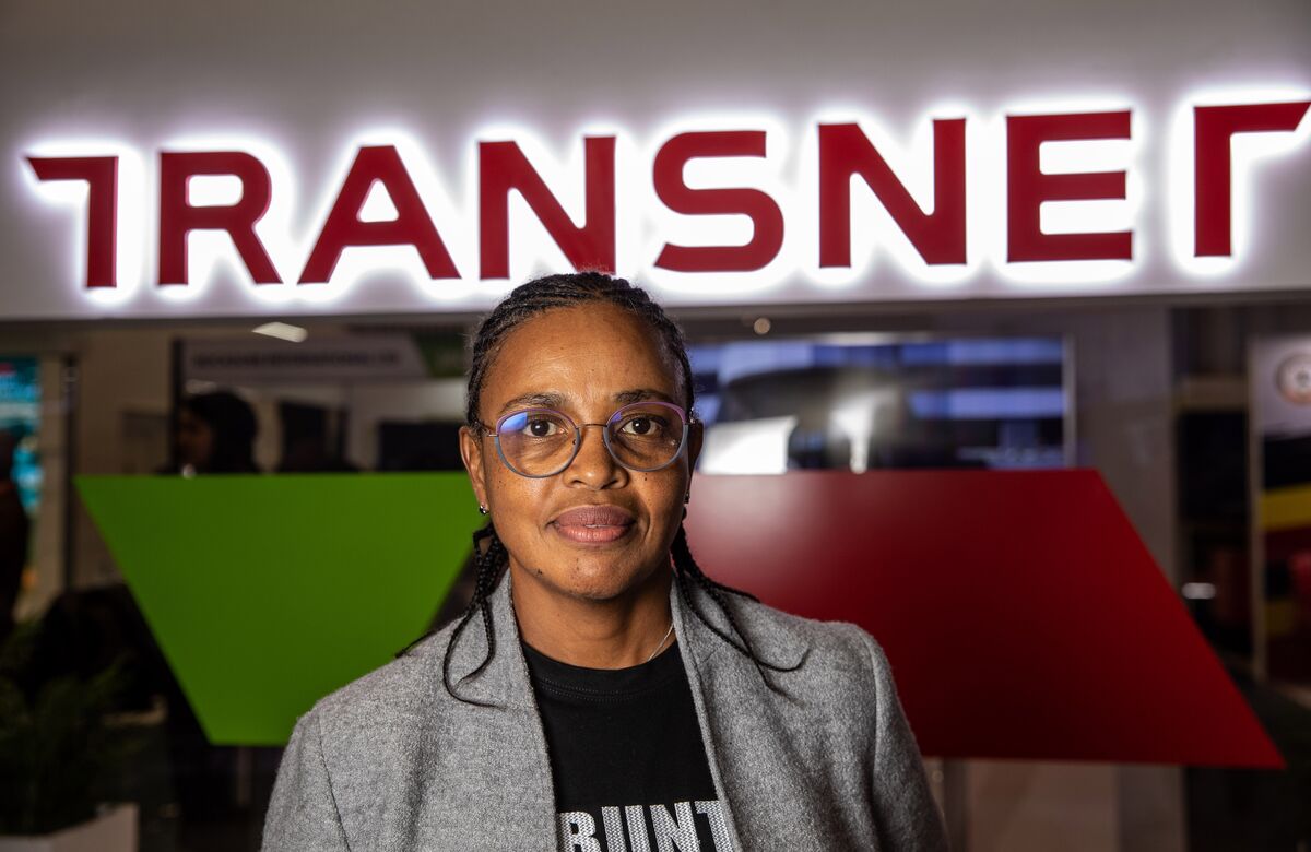 Transnet Says Indebted Firms Behind Calls for CEO’s Removal