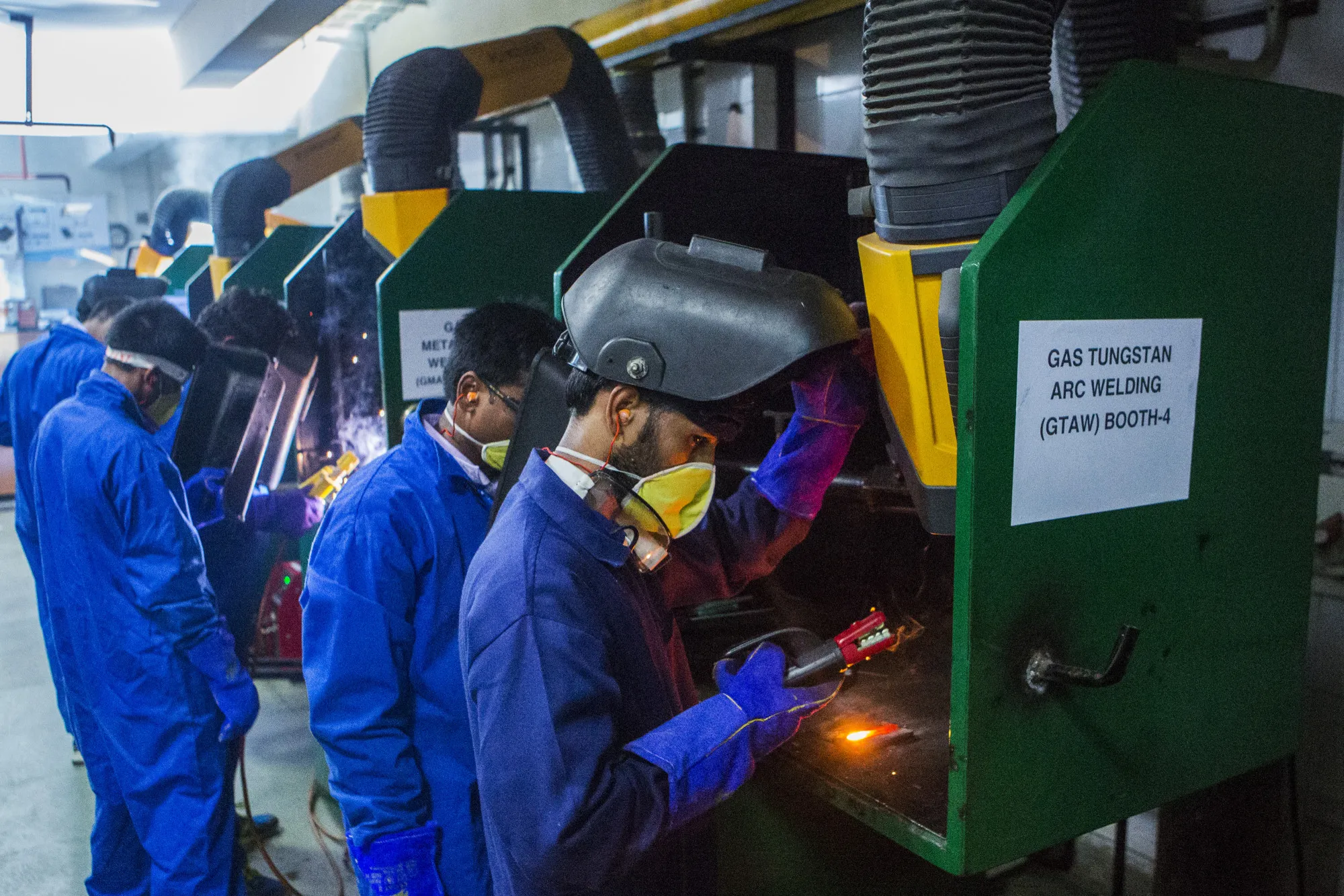 Vocational training at the Infrastructure Leasing &amp; Financial Services (IL&amp;FS) Institute of Skills in New Delhi