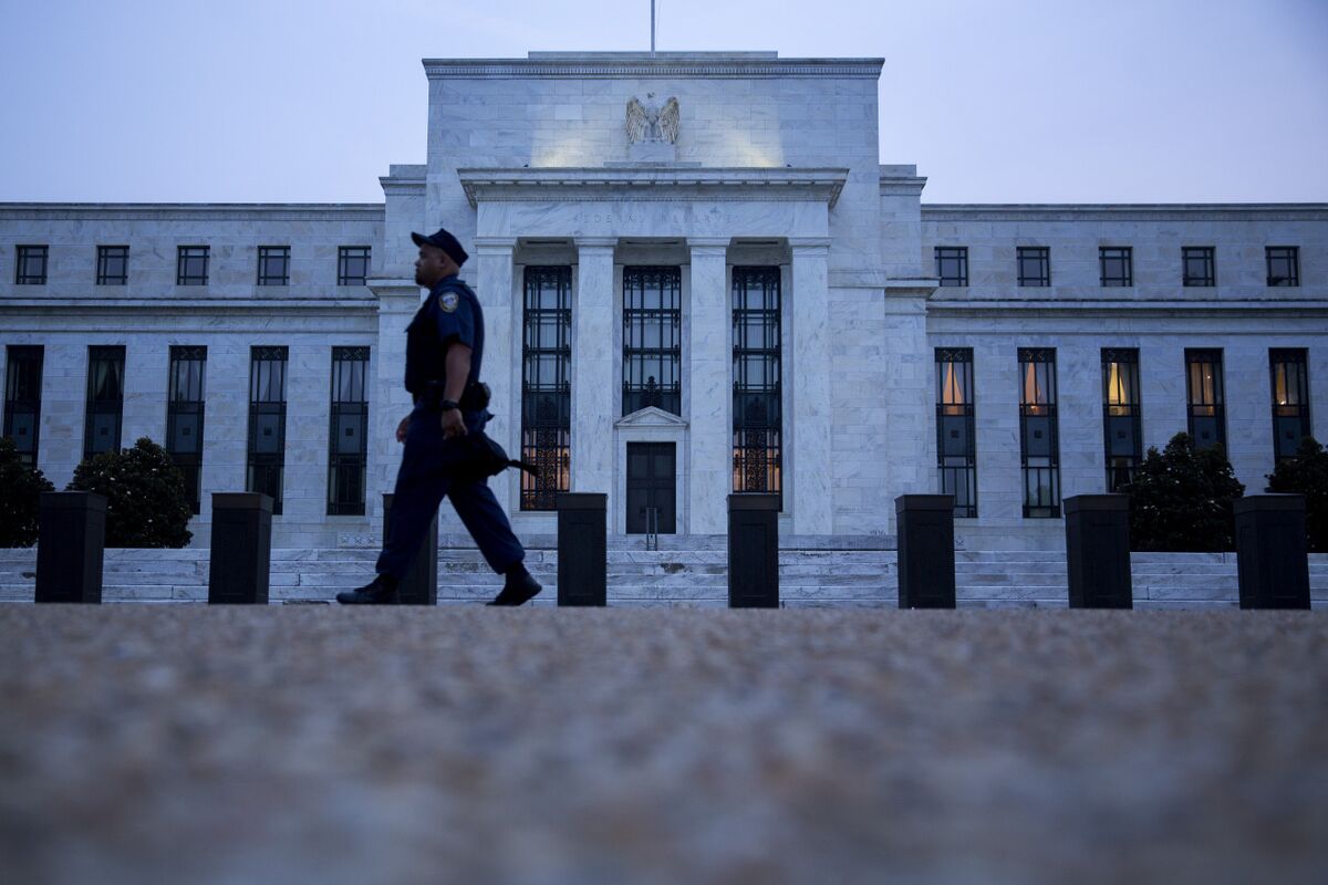 Goldman, BofA Delay Fed Cut Calls After ‘Last Straw’ Jobs Data